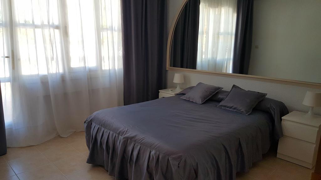 Apartment Club San Antonio ตอร์เรโมลิโนส ภายนอก รูปภาพ
